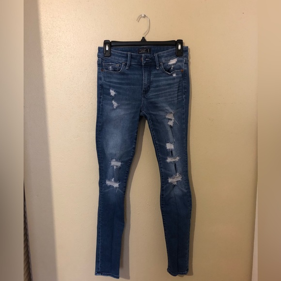 Abercrombie Jeans - Picture 1 of 3